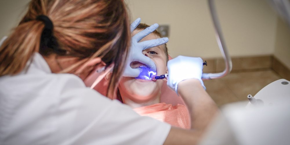 ¿Qué diferencia hay entre dentista y cirujano maxilofacial?